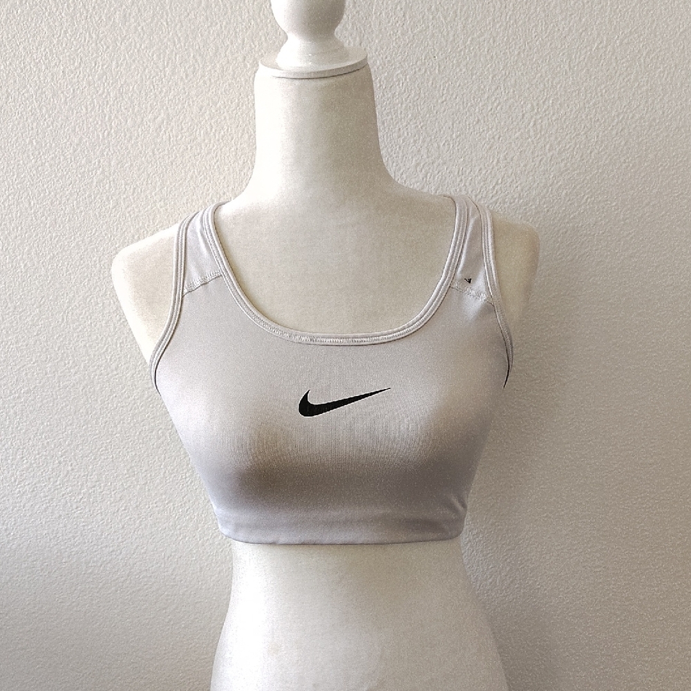 Nike Women's White Swoop logo Sports Bra Size Medium